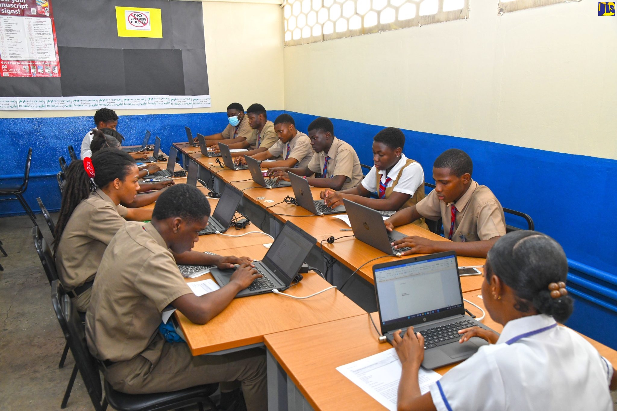Jamaican students working on STEM projects